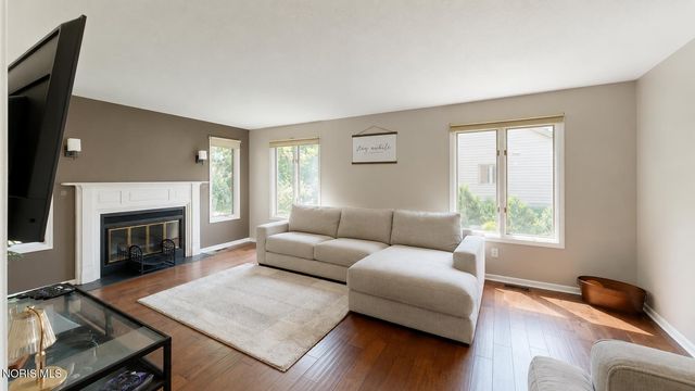 7257 Whispering Oak Drive, Sylvania, OH 43560