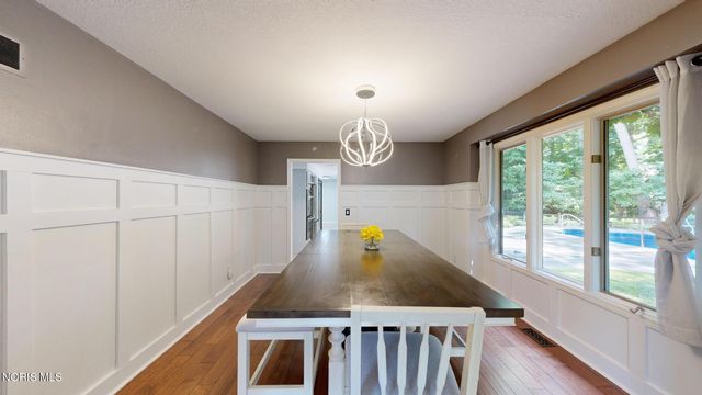 7257 Whispering Oak Drive, Sylvania, OH 43560