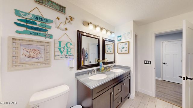 7257 Whispering Oak Drive, Sylvania, OH 43560