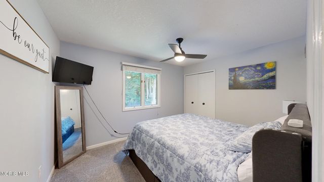7257 Whispering Oak Drive, Sylvania, OH 43560