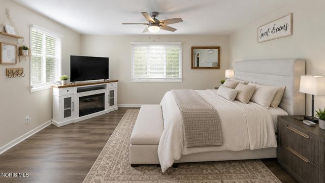 7257 Whispering Oak Drive, Sylvania, OH 43560