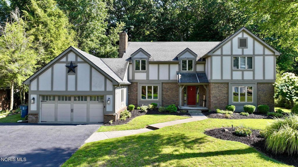 7257 Whispering Oak Drive, Sylvania, OH 43560