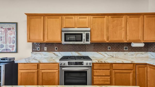 39318 Gleneagles Circle, Palm Desert, CA 92211
