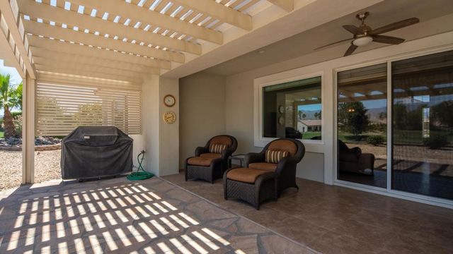 39318 Gleneagles Circle, Palm Desert, CA 92211