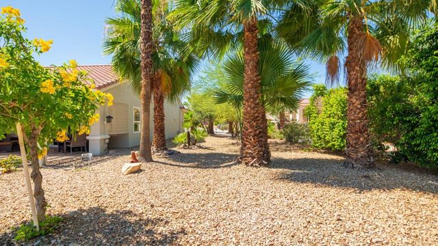 39318 Gleneagles Circle, Palm Desert, CA 92211