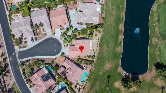 39318 Gleneagles Circle, Palm Desert, CA 92211