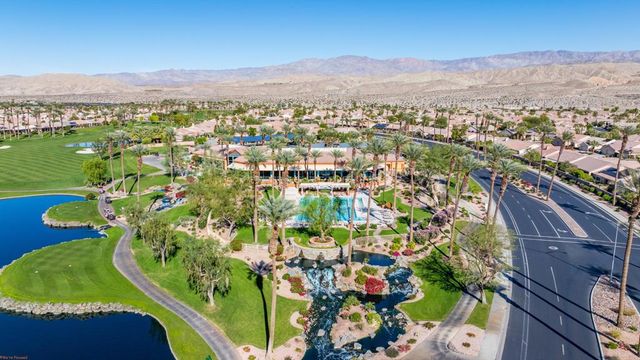 39318 Gleneagles Circle, Palm Desert, CA 92211