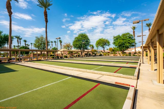 39318 Gleneagles Circle, Palm Desert, CA 92211