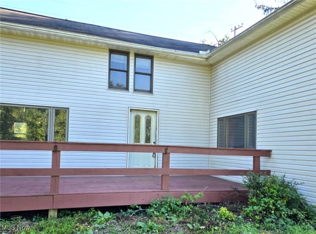 16270 Mayfield Road, Huntsburg, OH 44046