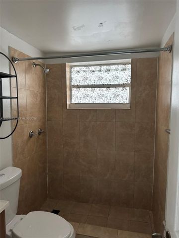 50 W 23rd St 8, Hialeah, FL 33010