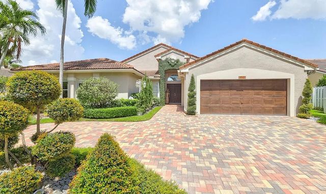 912 NW 132nd Avenue, Sunrise, FL 33325