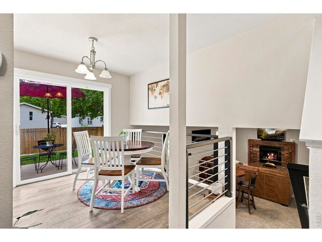 2431 Sunstone Dr, Fort Collins, CO 80525