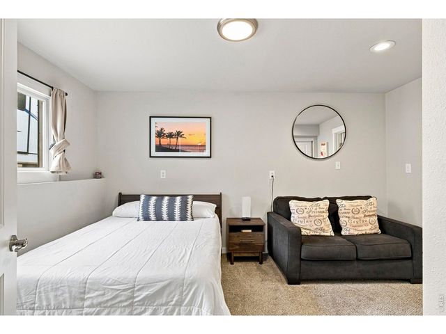 2431 Sunstone Dr, Fort Collins, CO 80525