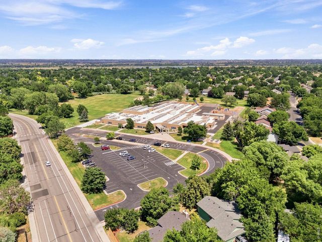 2431 Sunstone Dr, Fort Collins, CO 80525