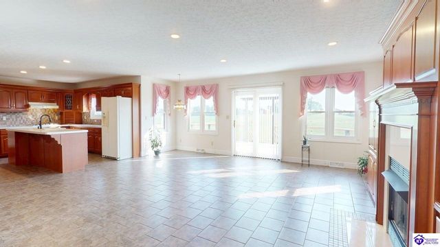 3219 Tonieville Road, Hodgenville, KY 42748