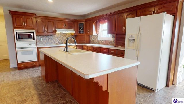 3219 Tonieville Road, Hodgenville, KY 42748