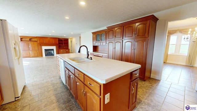 3219 Tonieville Road, Hodgenville, KY 42748