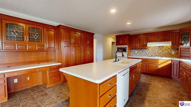 3219 Tonieville Road, Hodgenville, KY 42748