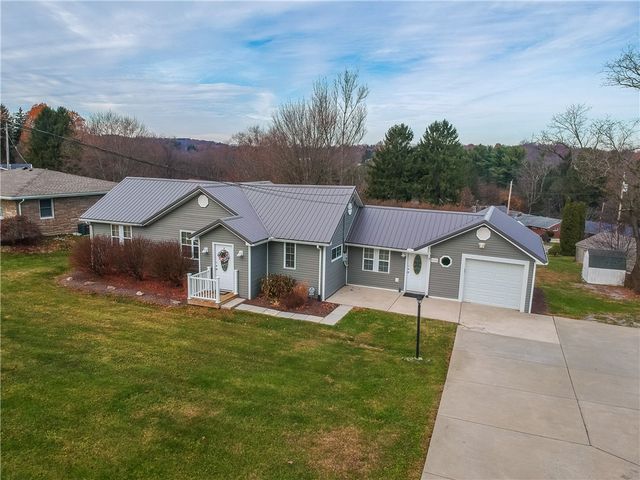 110 Oakville Rd., Chippewa Twp, PA 15010