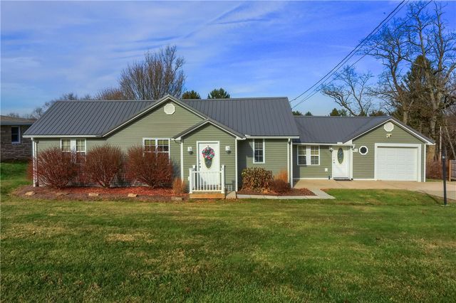 110 Oakville Rd., Chippewa Twp, PA 15010