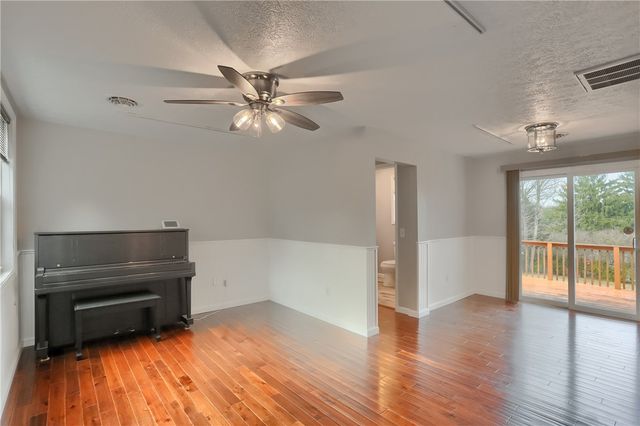 110 Oakville Rd., Chippewa Twp, PA 15010