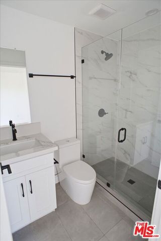 14167 Calvert Street, Los Angeles, CA 91401