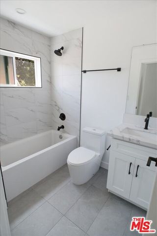 14167 Calvert Street, Los Angeles, CA 91401
