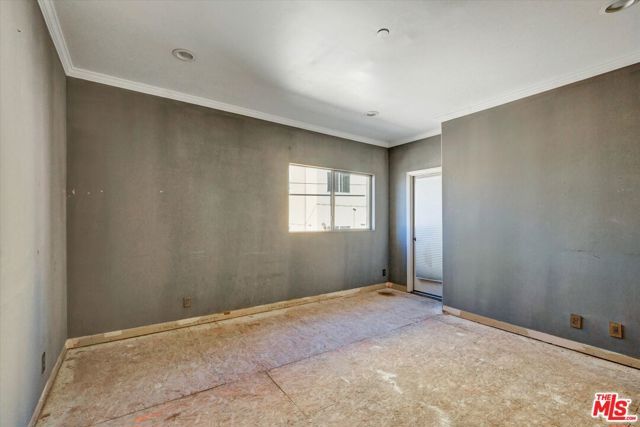 621 E Olive Avenue 106, Burbank, CA 91501