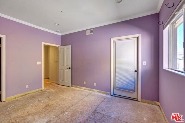 621 E Olive Avenue 106, Burbank, CA 91501