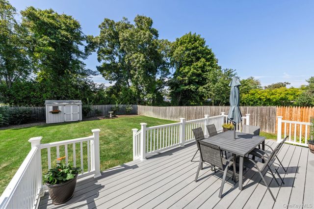 139 Arlyn Drive W, Massapequa, NY 11758