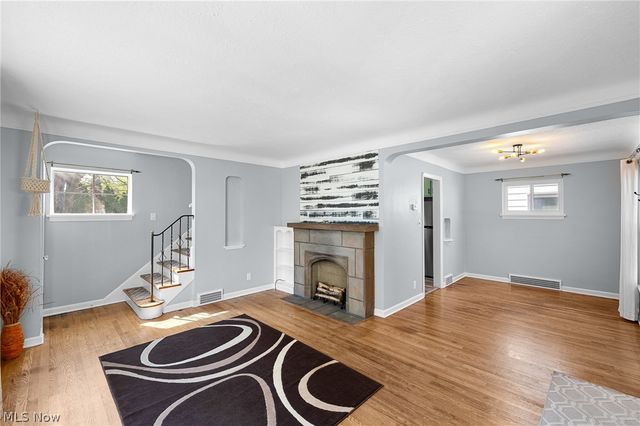 3268 W 142nd Street, Cleveland, OH 44111