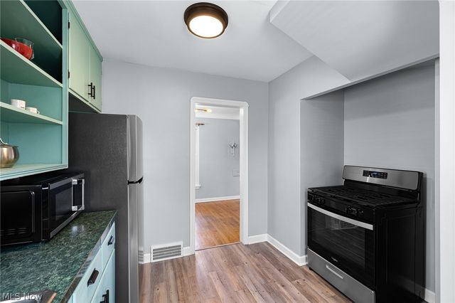 3268 W 142nd Street, Cleveland, OH 44111