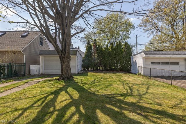 3268 W 142nd Street, Cleveland, OH 44111