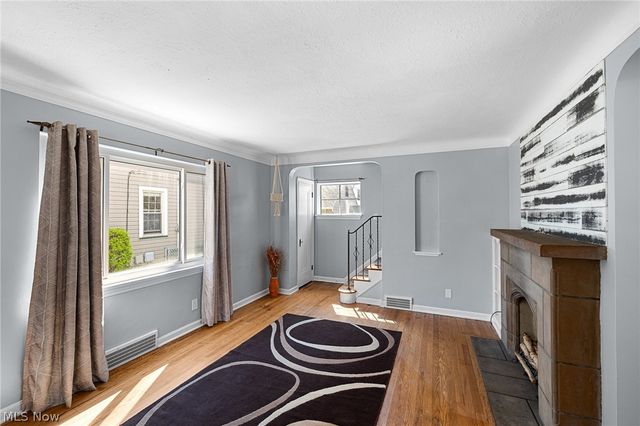 3268 W 142nd Street, Cleveland, OH 44111