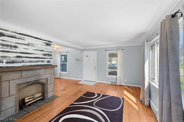 3268 W 142nd Street, Cleveland, OH 44111