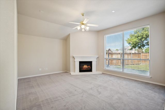 4301 Stonecrest Court, Fort Worth, TX 76244