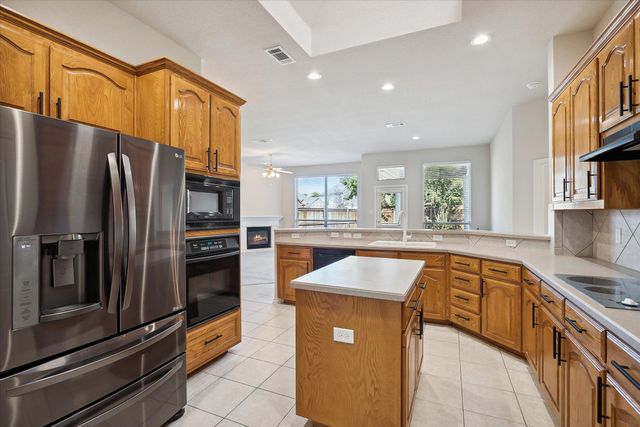 4301 Stonecrest Court, Fort Worth, TX 76244