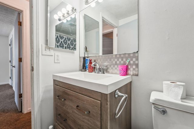 699 Cherry Hollow Road, A, Columbus, OH 43228