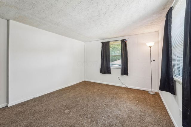 699 Cherry Hollow Road, A, Columbus, OH 43228