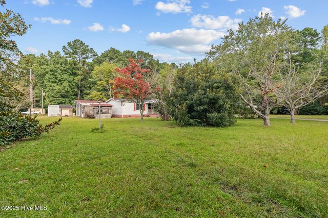 136 Smedley Lane, Maysville, NC 28555