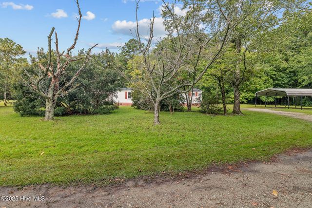 136 Smedley Lane, Maysville, NC 28555