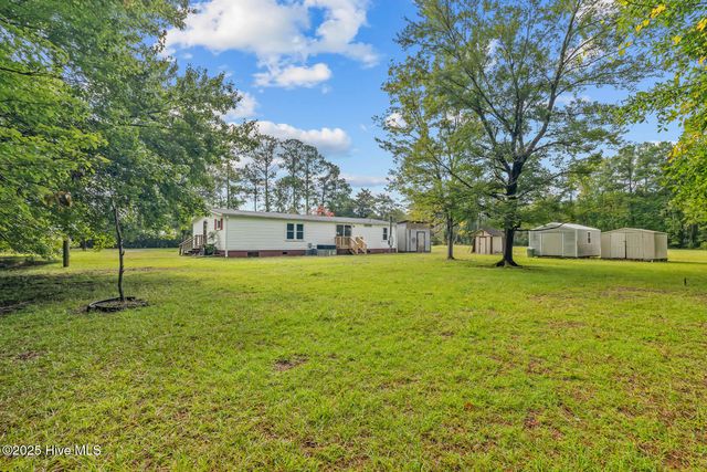136 Smedley Lane, Maysville, NC 28555