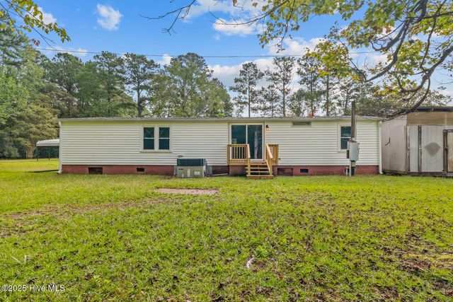 136 Smedley Lane, Maysville, NC 28555