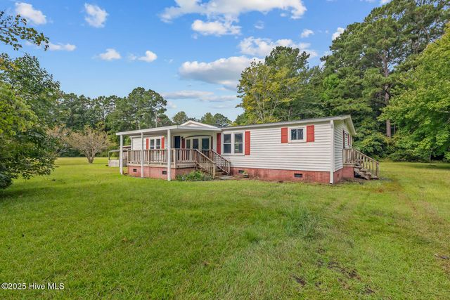 136 Smedley Lane, Maysville, NC 28555
