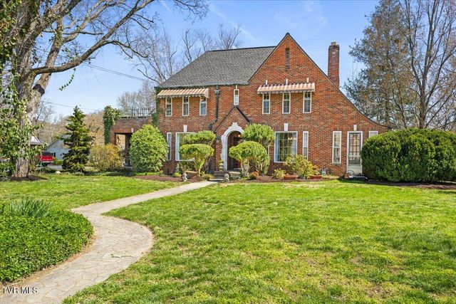 708 North Main Street, Elizabethton, TN 37643