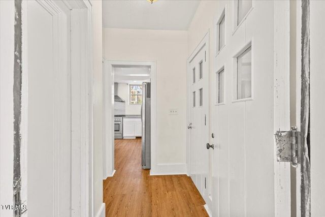 708 North Main Street, Elizabethton, TN 37643