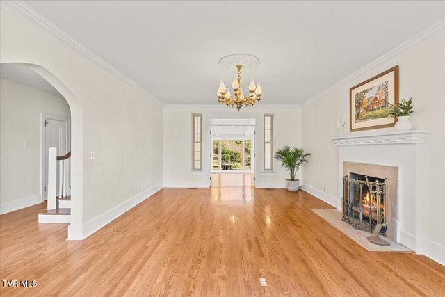 708 North Main Street, Elizabethton, TN 37643