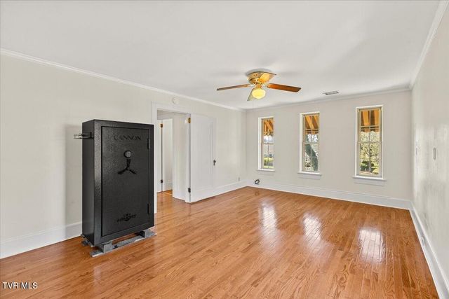 708 North Main Street, Elizabethton, TN 37643