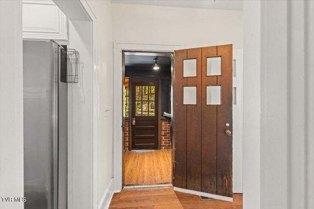 708 North Main Street, Elizabethton, TN 37643