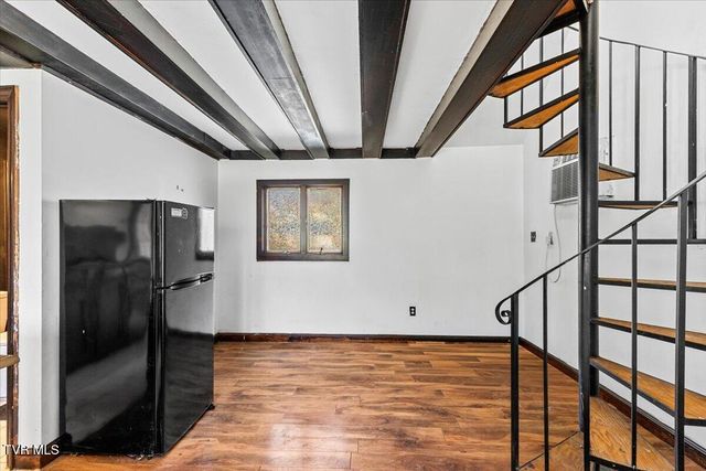 708 North Main Street, Elizabethton, TN 37643